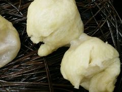 -佬钱湾仔(衣裳街店)