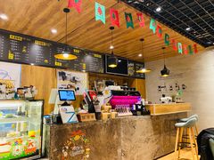 -ZING COFFEE 镜咖啡