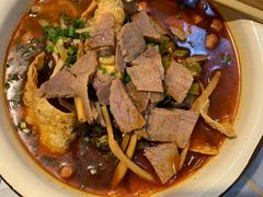 -丽丽三鲜螺蛳粉(田林路店)
