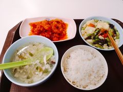-同济大学本部学苑饮食广场