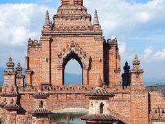 -一寨两国风景区