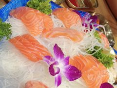 -青瓦餐厅·生鱼片·韩园烤肉(西塔店)