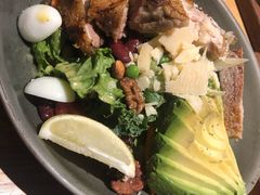 鸡肉牛油果沙拉-The Diner X餐厅(青岛万象城店)