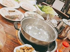 -正能量脆肉鲩火锅