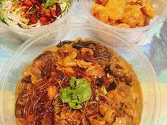 小鸡蘑菇炖粉条-四姐妹东北饺子(沙尾路店)