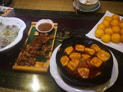 -傣宏缘·云南傣味特色菜·手抓饭·孔雀宴十六年店庆大酬宾(南屏步行街店)