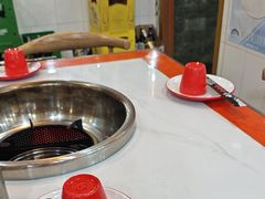 -烧哥美蛙肥肠鱼火锅·十五年社区店