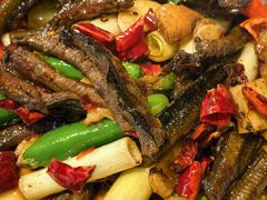 爆炒土鳝鱼-百年粉蒸牛肉