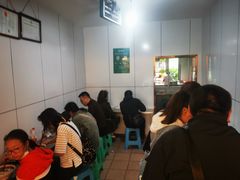 等位区-文山荷鲜居(翠湖店)