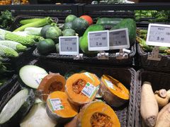 -中百仓储超市有限公司(越秀星汇维港店)