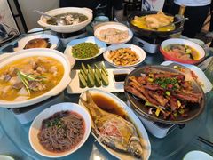 -悦硒楼·新派恩施菜