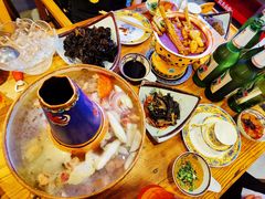-毛辣果·贵州红酸汤牛肉火锅(西单店)