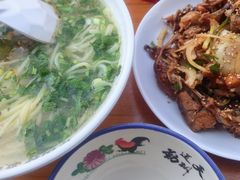 -萍姨抻面馆·鸡架冒菜(清湖店)