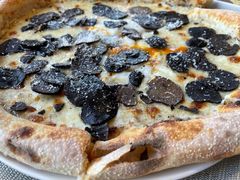 黑松露有机蛋Pizza-Atto Primo
