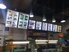 -陇上全荟兰州传统牛肉面(延吉路店)