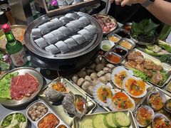 -围炉肉舍丹东海鲜烤肉·烤活鳗(步行街店)