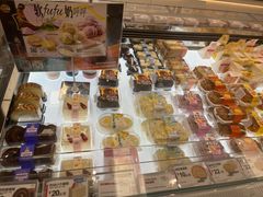 -85度C(生甜甜圈研究工坊·上海局门店)