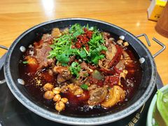 -大众跷脚牛肉馆·非遗传承单位(峨眉山店)