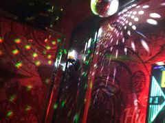 -范特西FANTASY量贩式KTV(民主广场店)
