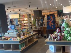 -魔方城市书房(中街益田店)