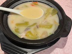 咸菜猪肚煲-囍凤楼·粤菜·点心·火锅(温特莱店)