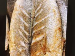 -赶海部落海鲜城(海阳路店)