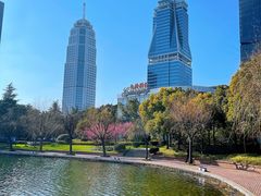 -金桥现代产业园区-停车场