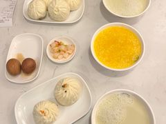 -李与白包子铺(桐梓林店)