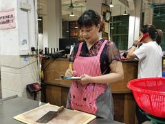 -标记美食新鲜猪杂(兴南大道店)