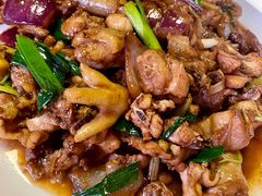 沙姜炒本地鸡-姐妹临高乳猪店(海垦路店)