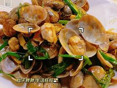 -四川小胡子海鲜(丁村万人海鲜广场店)