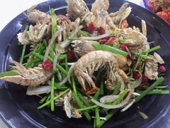 -虾弄弄海派小龙虾·牛羊蝎子火锅