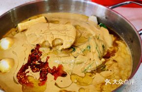 Famous Sticky Spicy Hot Pot