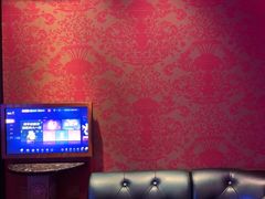 -UK派对KTV(日月广场店)