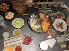 -三出山火锅(南京万象天地店)