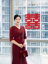 -莫小姐婚纱