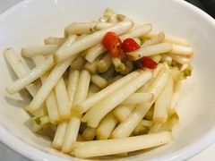 小炒花生苗-陈大锅·岳阳鱼馆·地道岳阳菜(美食街店)