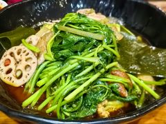 -万记麻辣烫国展总店