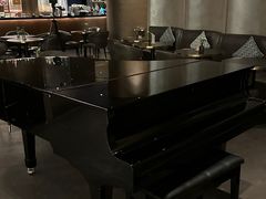 -wineapp葡萄酒餐吧(外滩金融中心店)