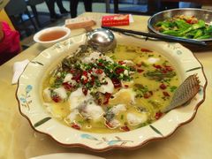 酸菜煮罗非鱼-明泉居茶点荟(车陂店)