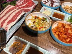 -明洞阿姨·韩式酱蟹烤肉·创意料理(三元桥店)