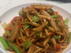酸萝卜牛肚-老街鱼嘴巴(坡子街老店)