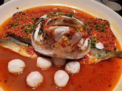 招牌凤凰鱼头-凤凰湘语·湘粤鲜融(浦东旗舰店)