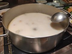 -捞王锅物料理(上海世茂广场店)