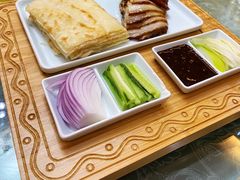 招牌柏木熏肉-满乡小馆