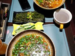-八月美食小馆(银泰城总店)