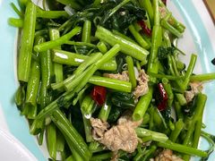 -崴海渔村(虹梅路店)