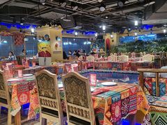 大堂-楼兰古丽新疆菜(钟楼景观店)