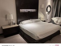 -青岛海尔洲际酒店