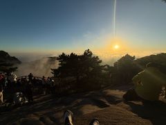 -黄山光明顶山庄